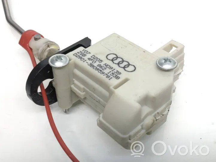 Audi A6 Allroad C6 Verrouillage du bouchon du réservoir de carburant 4F0862153B