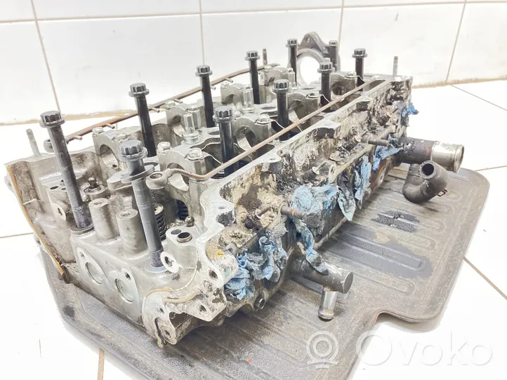 Toyota Avensis T250 Culasse moteur 7BB46378