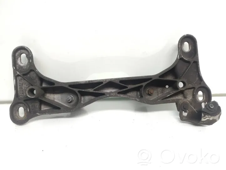 BMW 1 E81 E87 Supporto di montaggio scatola del cambio 6771064