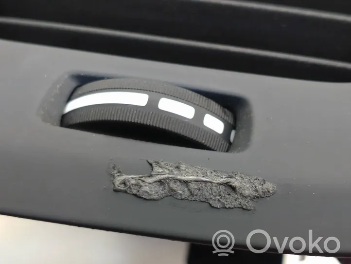 Volvo V60 Centrālais gaisa ventilācijas režģis 1281640