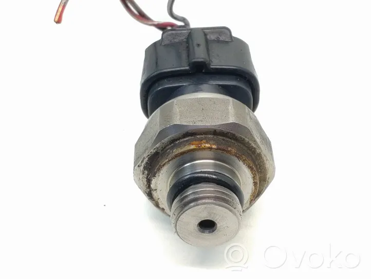 Toyota Avensis T250 Sensore di pressione dell’olio 8944851010