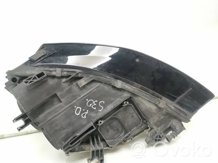 Audi A4 S4 B8 8K Lampa przednia 8K0941004G