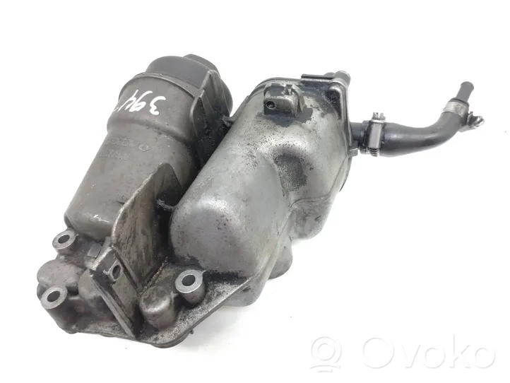 Volvo S60 Supporto di montaggio del filtro dell’olio 30677920