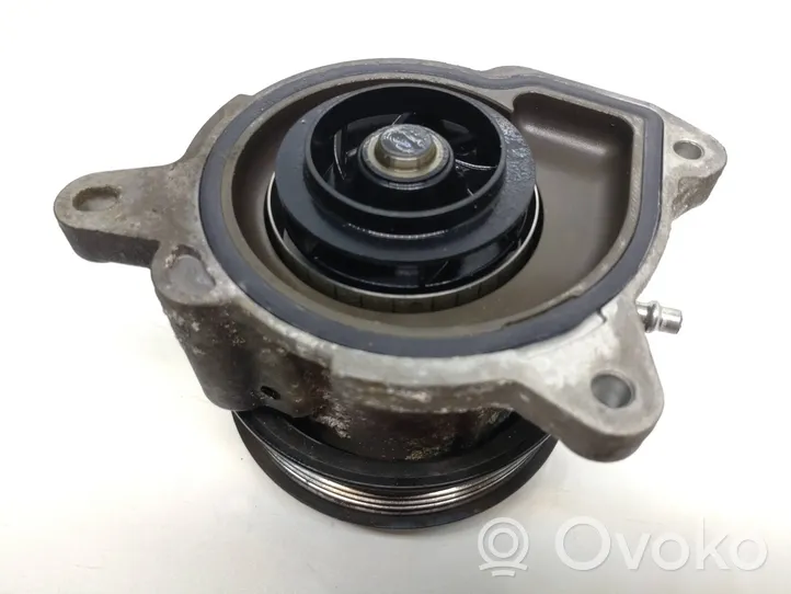 Audi A3 S3 A3 Sportback 8P Water pump 03F004E