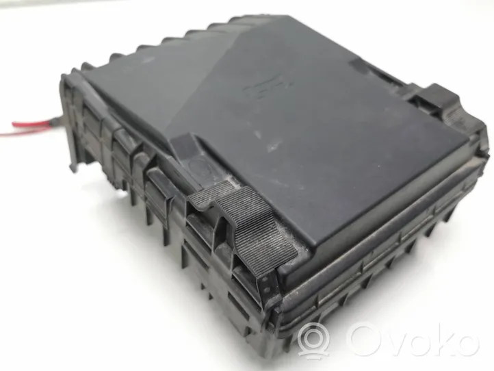 Audi A3 S3 A3 Sportback 8P Fuse box set 1k0937125d