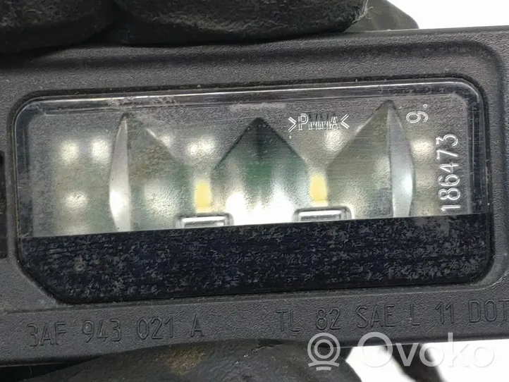 Skoda Fabia Mk3 (NJ) Lampa oświetlenia tylnej tablicy rejestracyjnej 3AF943021A