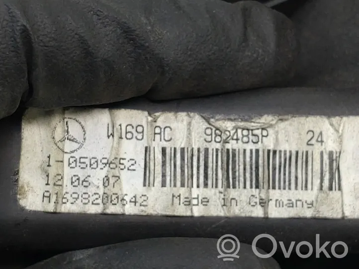 Mercedes-Benz B W245 Heater fan/blower A1698200642