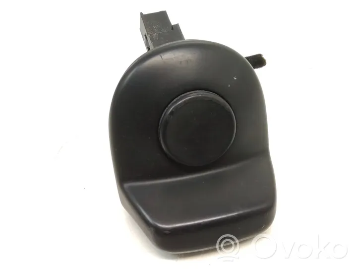 Volkswagen Up Tailgate opening switch 1S0827566