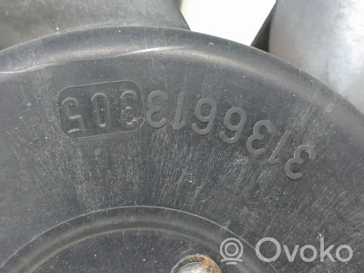 Volvo C30 Jäähdyttimen jäähdytinpuhallin 1137328558