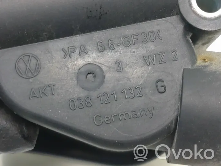 Audi A6 S6 C6 4F Przewód / Wąż chłodnicy 038121132g