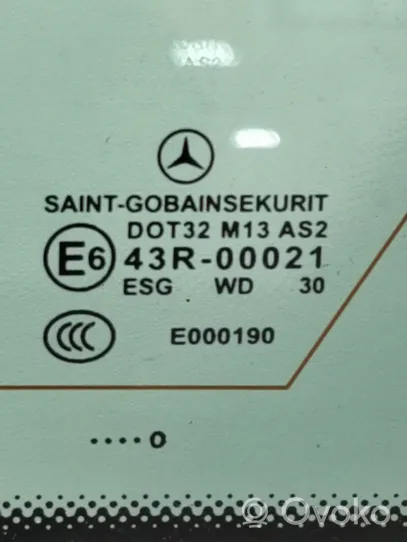 Mercedes-Benz E W212 Takasivuikkuna/-lasi E643R00021