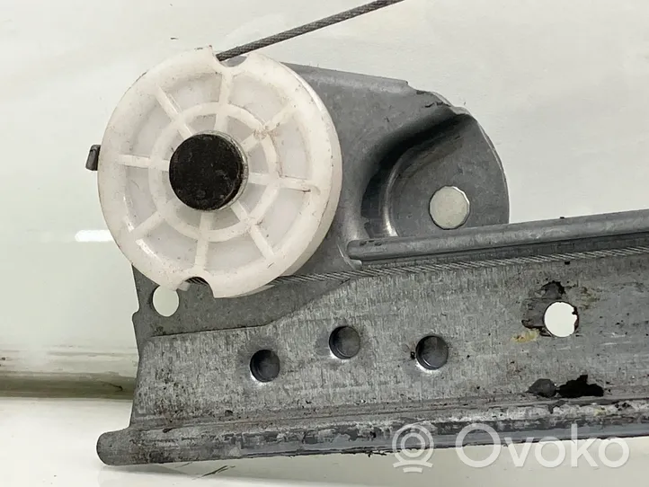 Toyota Aygo AB10 Priekinio el. lango pakėlimo mechanizmo komplektas ARM69810