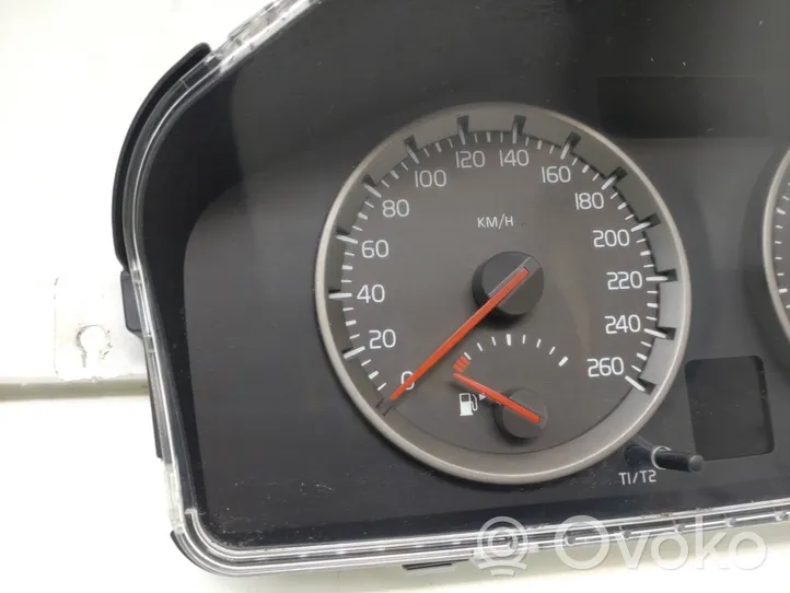 Volvo C30 Speedometer (instrument cluster) 30710071