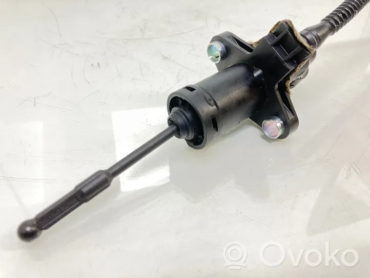 Volkswagen Cross Polo Główny cylinder sprzęgła 6R0721383