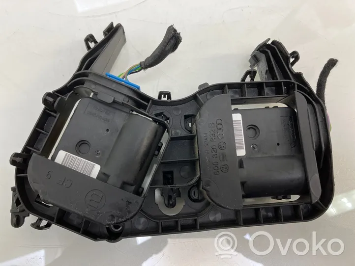 Volkswagen Cross Polo Oro sklendės varikliukas 6Q0820892B