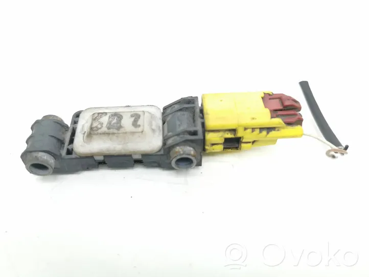 Audi A4 S4 B7 8E 8H Sensore d’urto/d'impatto apertura airbag 8e0959651a