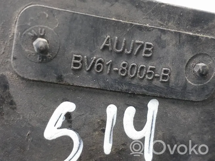 Ford Focus Jäähdyttimen lauhdutin BV618005BB