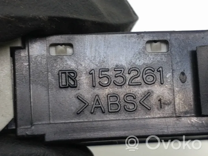 Toyota Avensis T250 Windscreen/window heater switch 8371c3d