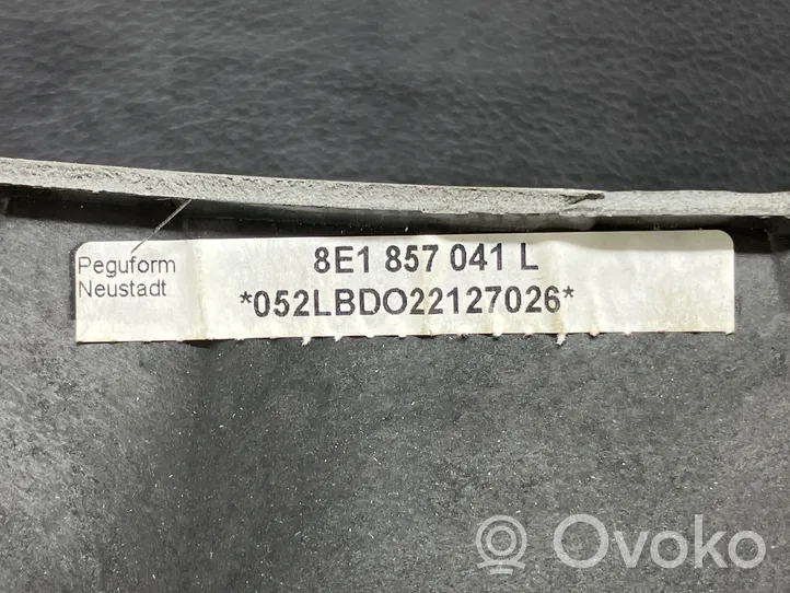 Audi A4 S4 B7 8E 8H Panelė 8E1857041L