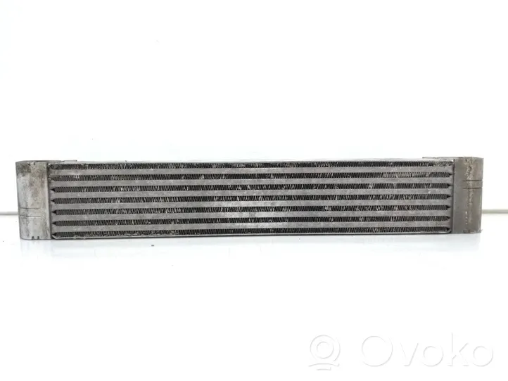 BMW 5 E60 E61 Starpdzesētāja radiators 7787446