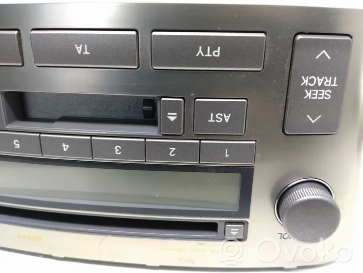 Toyota Avensis T250 Unité principale radio / CD / DVD / GPS 8612005080