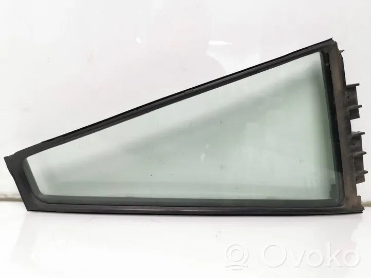 Toyota RAV 4 (XA30) Rear vent window glass E643R00122