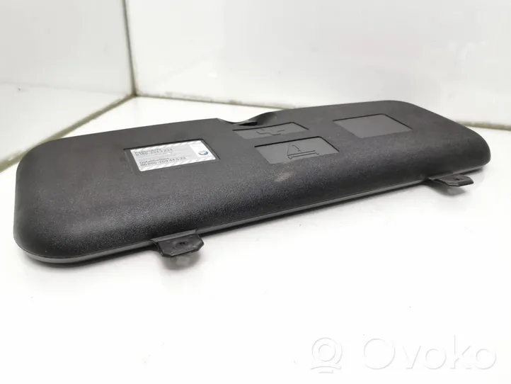 BMW 5 E60 E61 Cassetta degli attrezzi 6761420