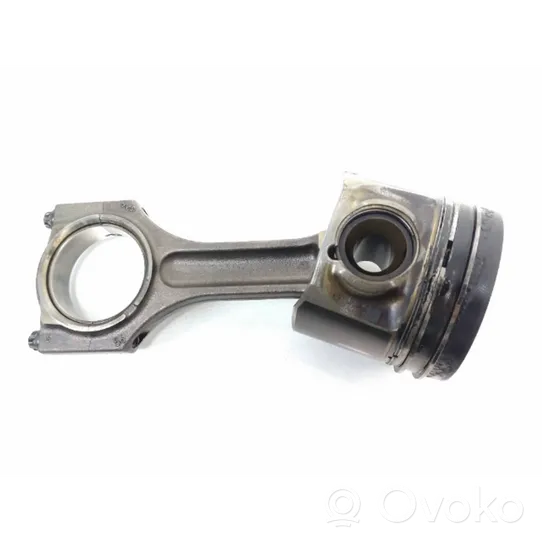 BMW X5 E70 Piston with connecting rod 