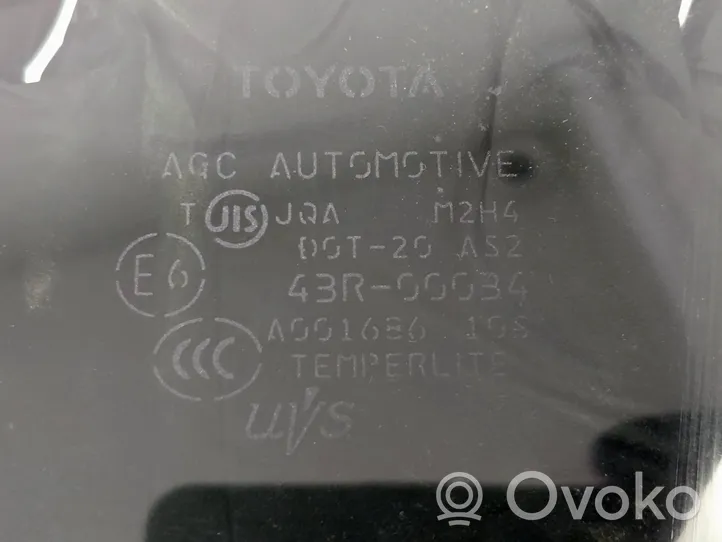 Toyota RAV 4 (XA30) Etuoven ikkunalasi, neliovinen malli 43R00034