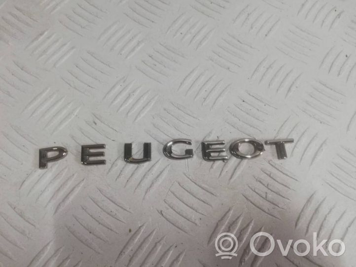 Peugeot Rifter Valmistajan merkki/mallikirjaimet 
