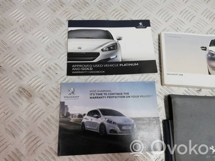 Peugeot 208 Carnet d'entretien d'une voiture 