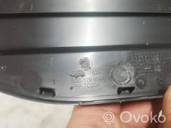 Audi A3 S3 8V Autres pièces compartiment moteur 5QD129954A