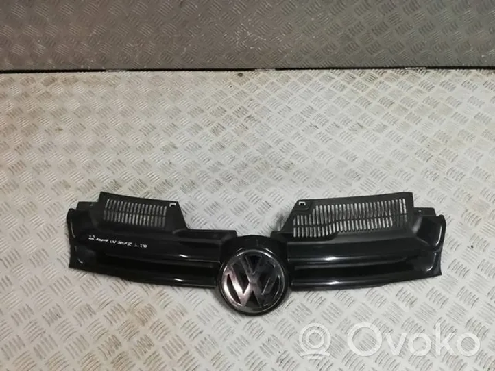 Volkswagen Golf V Etusäleikkö 1K0853655A