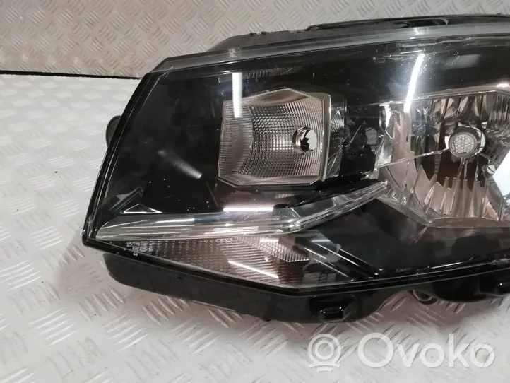 Volkswagen Multivan T6 Lampa przednia 7E1941015AD