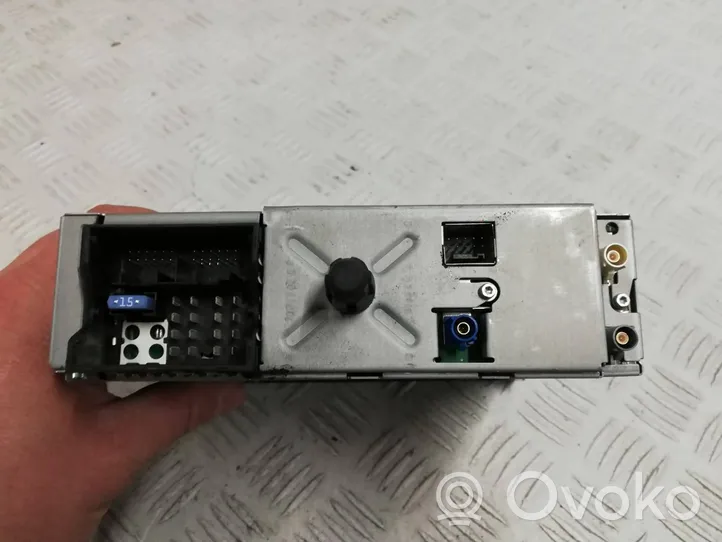 Citroen C4 I Picasso Radion/GPS-laitteen pääyksikön kehys 96751714XT