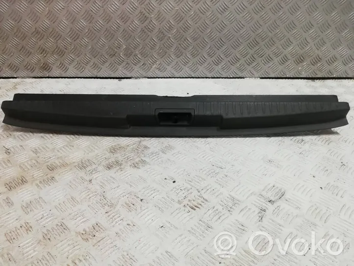 Renault Captur Osłona pasa bagażnika 849202411R