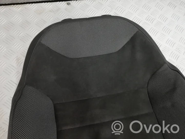 Seat Ateca Istuimen verhoilu 575881805D