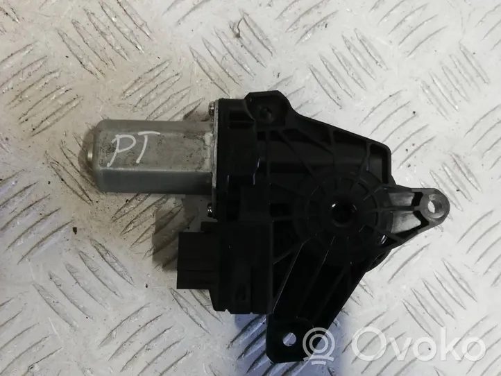 Mercedes-Benz B W246 W242 Fensterhebermotor Tür hinten 968741100