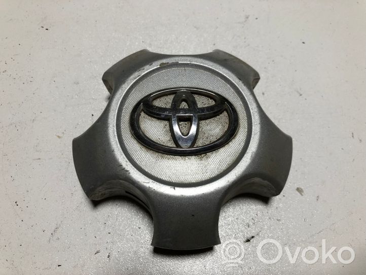 Toyota RAV 4 (XA30) Borchia ruota non originale 