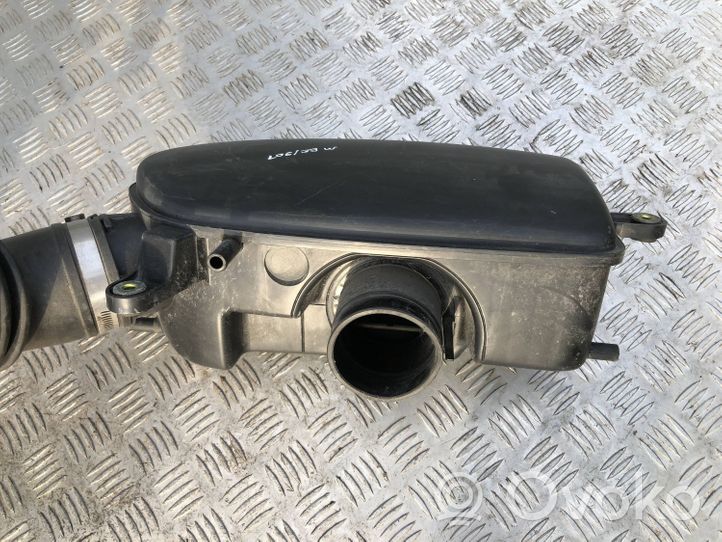 Subaru Legacy Scatola del filtro dell’aria A43AG00