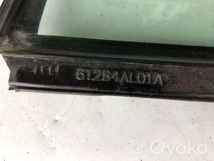 Subaru Outback (BS) Vetro del deflettore della portiera anteriore - quattro porte 