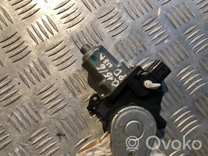 Subaru Outback (BS) Alzacristalli della portiera anteriore con motorino 