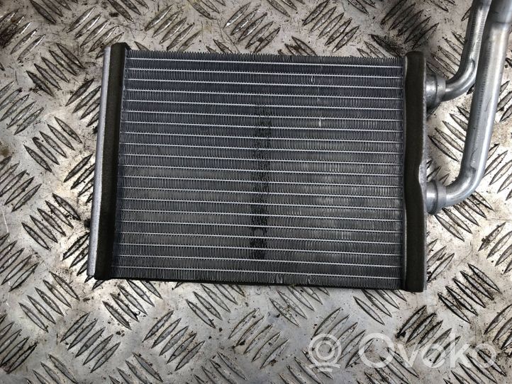 Subaru Impreza II Radiateur soufflant de chauffage 