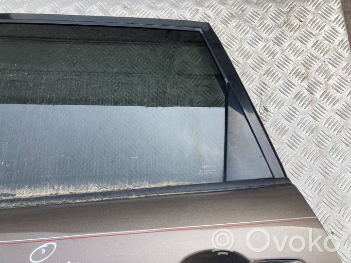 Subaru B9 Tribeca Rear door 