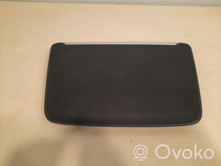 Audi A8 S8 D4 4H Cover in windowsill 4H0035435B