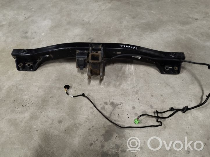 Volkswagen Touareg II Barra di traino estraibile 7P0092135