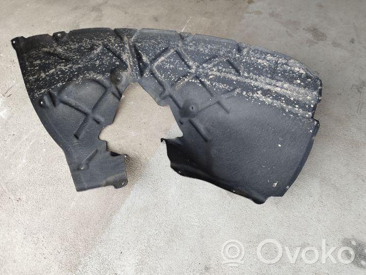 Volkswagen Touareg II Rivestimento paraspruzzi passaruota anteriore 7P6805977