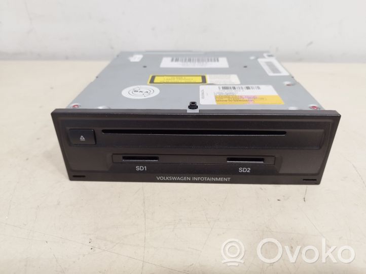 Volkswagen Touareg II Navigation unit CD/DVD player 7P6035664X