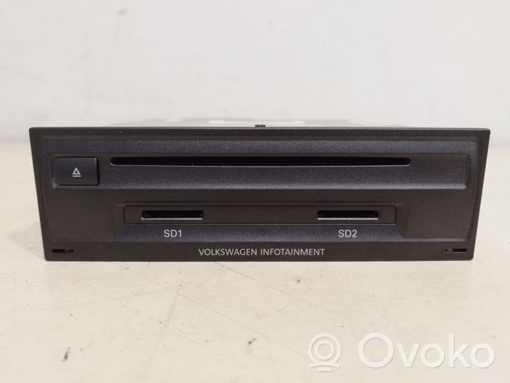 Volkswagen Touareg II Navigation unit CD/DVD player 7P6035664X