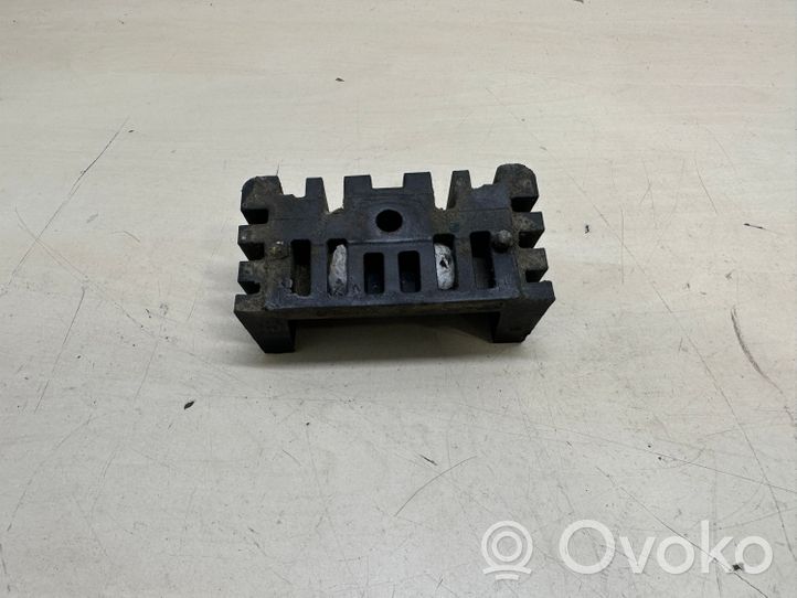 Volkswagen Touareg II Jack pad point de levage au Cric 7L8804123